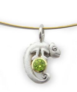 Pendant with necklace*, chameleon: 925 Sterling Silver, 750 Gold (18ct), 5 mm Peridot*