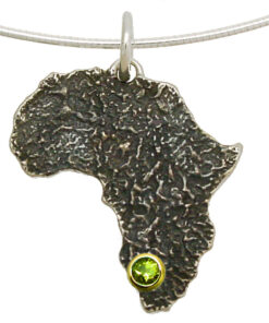 Pendant with necklace*, medium size Africa:  oxidized 925 Sterling Silver, 750 Gold (18ct), 3 mm Peridot*