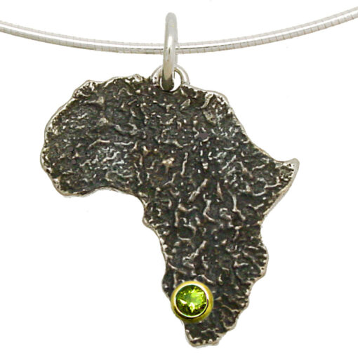 Pendant with necklace*, medium size Africa:  oxidized 925 Sterling Silver, 750 Gold (18ct), 3 mm Peridot*