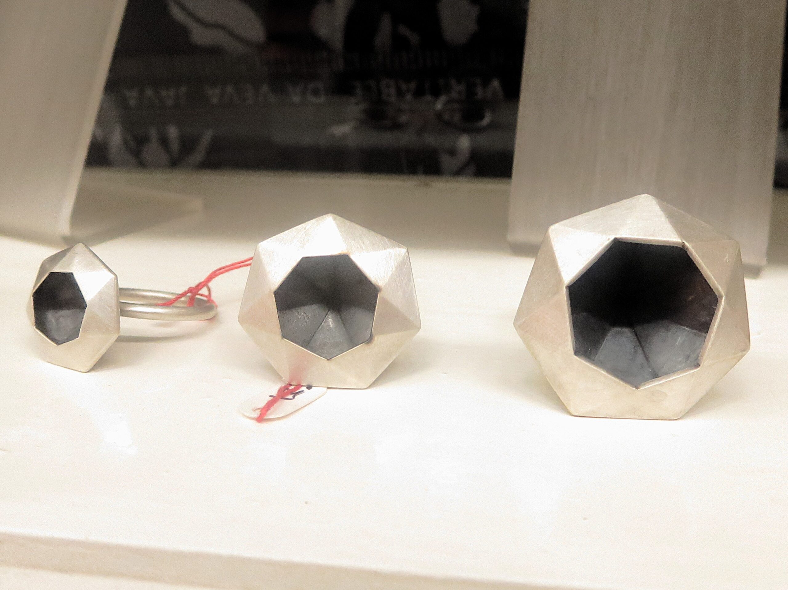 Heptagon Rings